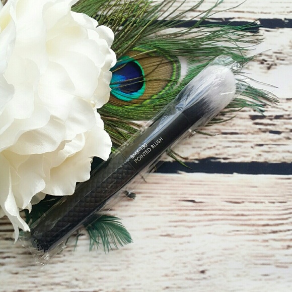 Moda Pro Pointed Blush Brush - Black - Picture 2 of 4